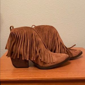 NWT Suede Fringe ankle boots